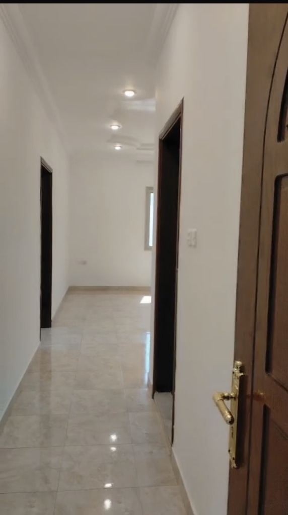 شقة  للإيجار في بيان