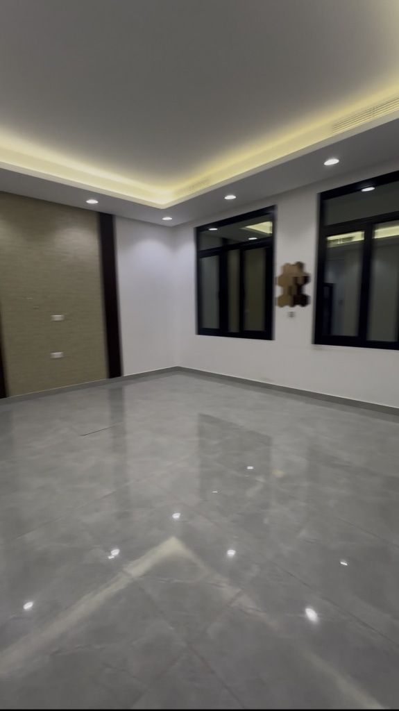 شقة  للإيجار في سلوى