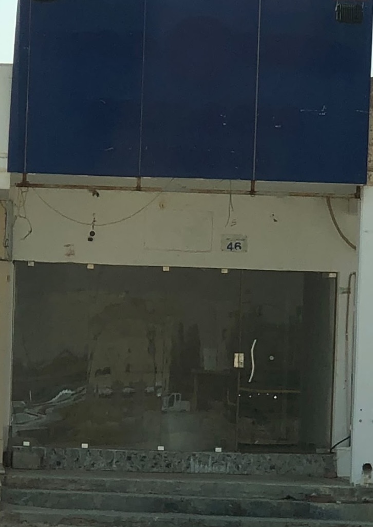 تجاري  للبيع في الوفرة السكنية