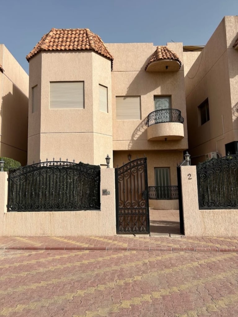 بيت  للإيجار في المسيلة