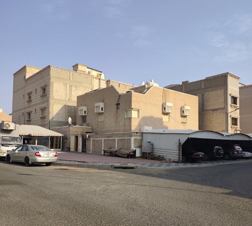 بيت  للبيع في العدان