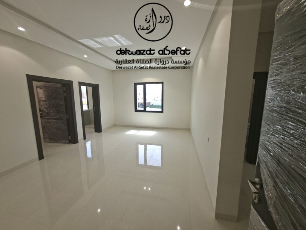 شقة  للإيجار في القرين