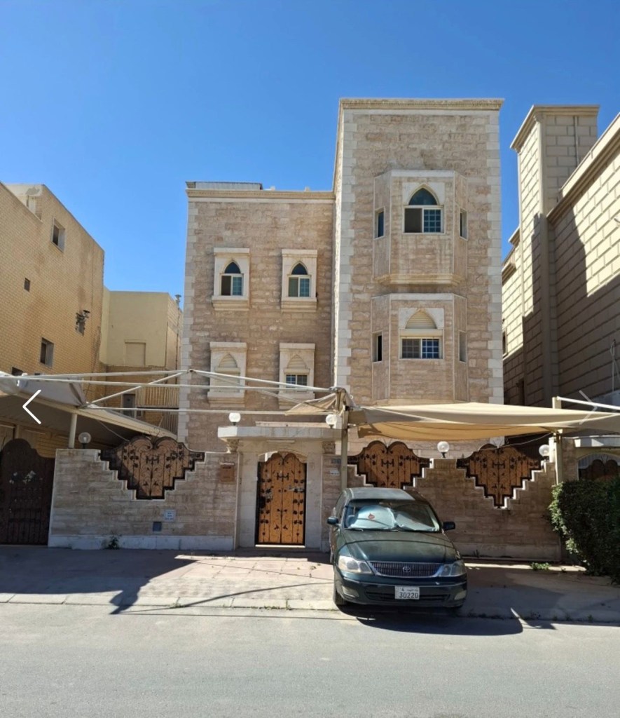 بيت  للبيع في القرين