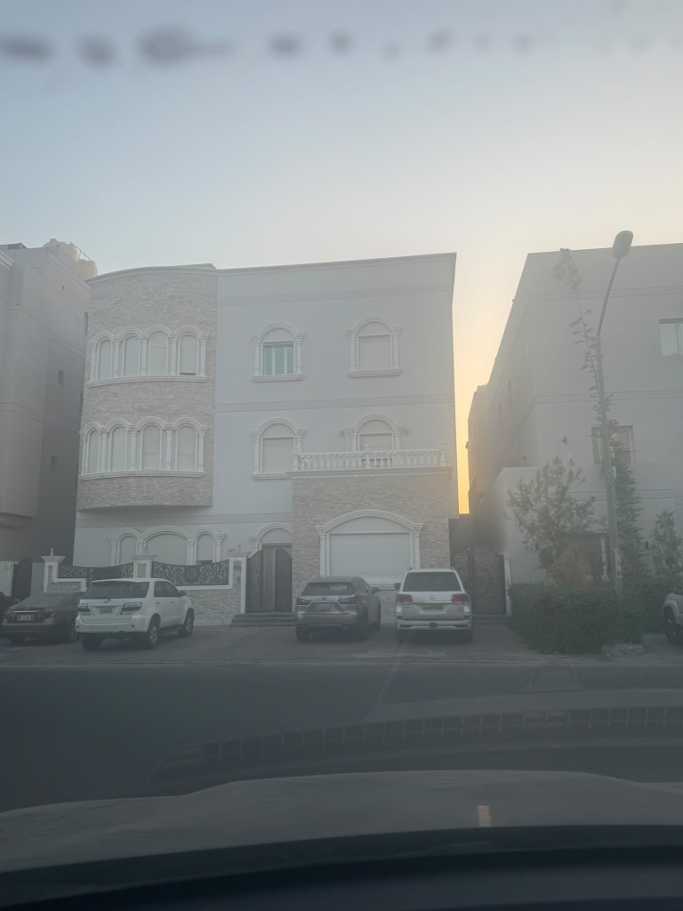 بيت  للبيع في جابر الاحمد