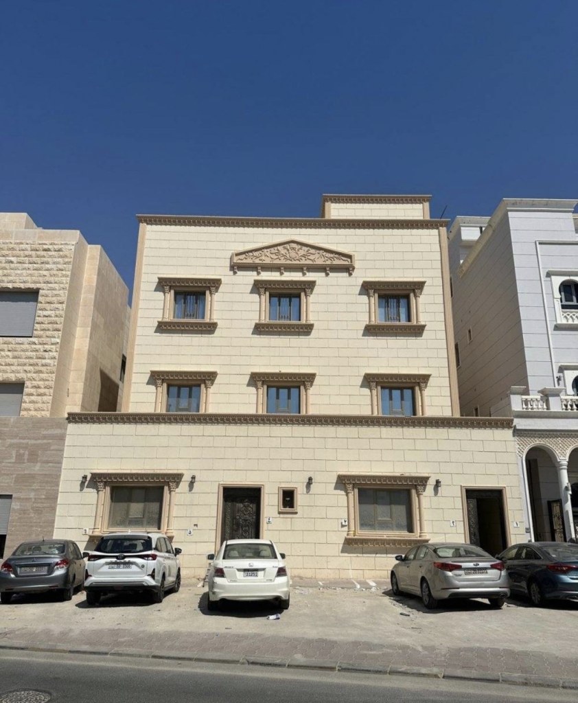 بيت  للبيع في جابر الاحمد