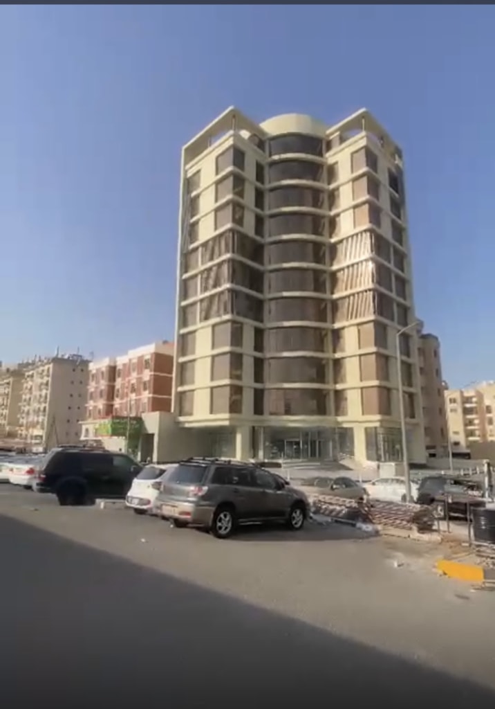 عمارة  للبيع في صباح السالم
