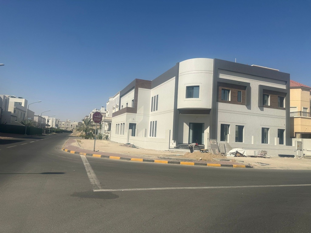 بيت  للإيجار في صباح الاحمد السكنية