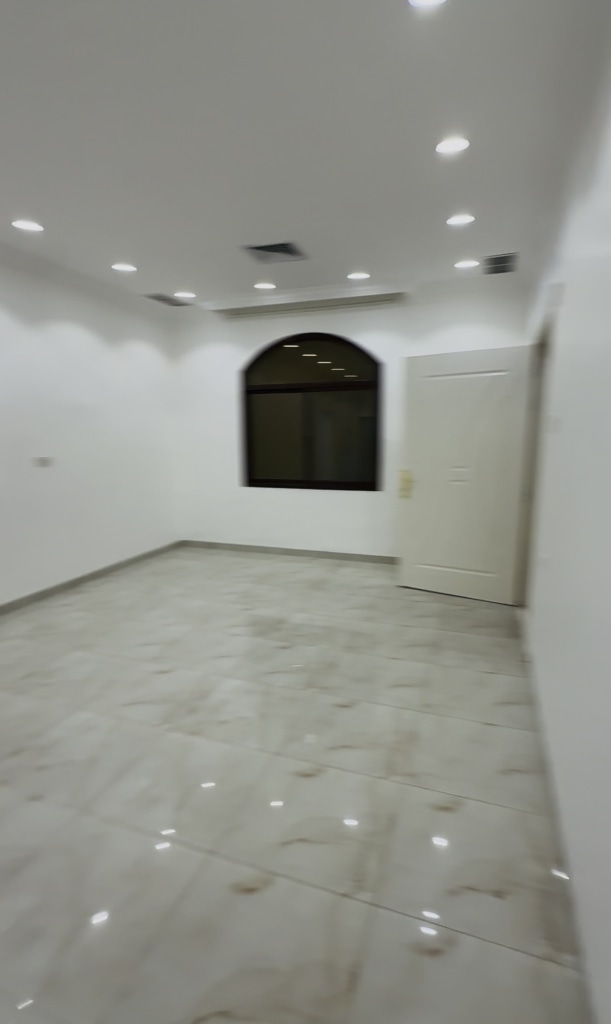 شقة  للإيجار في سعد العبدالله