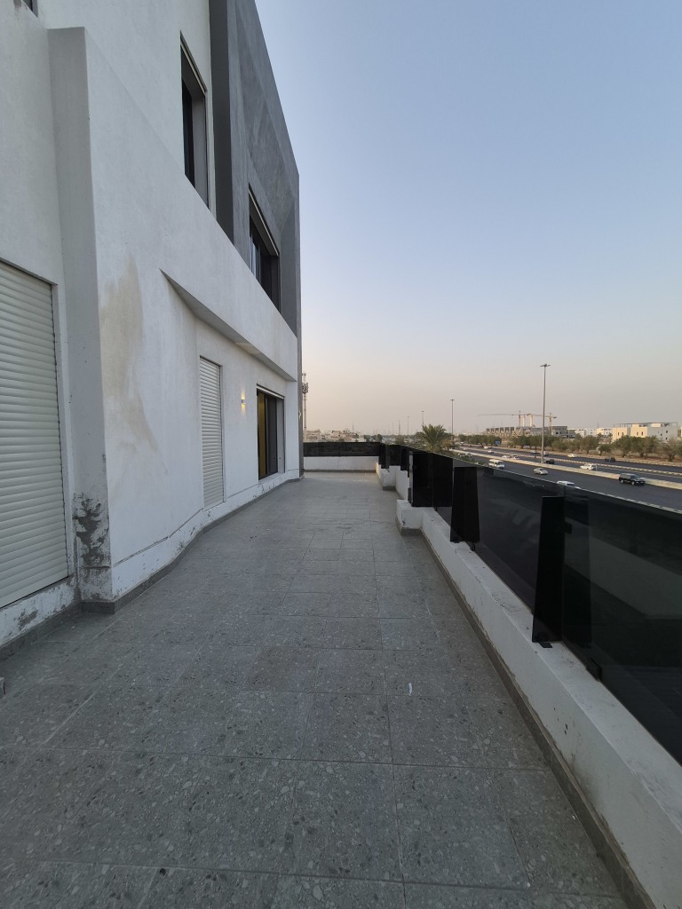 شقة  للإيجار في خيطان