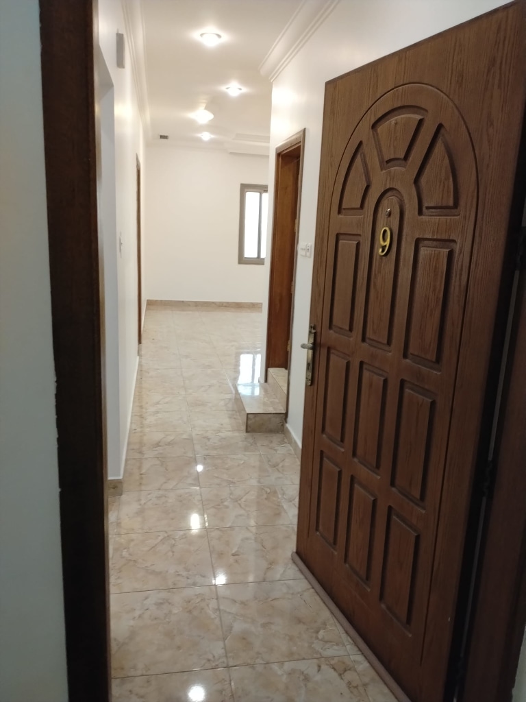 شقة  للإيجار في بيان