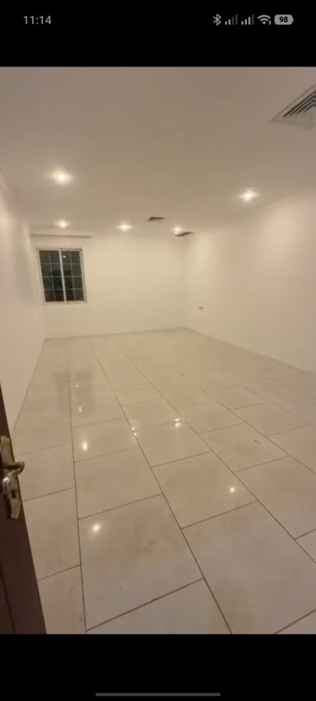 شقة  للإيجار في السره