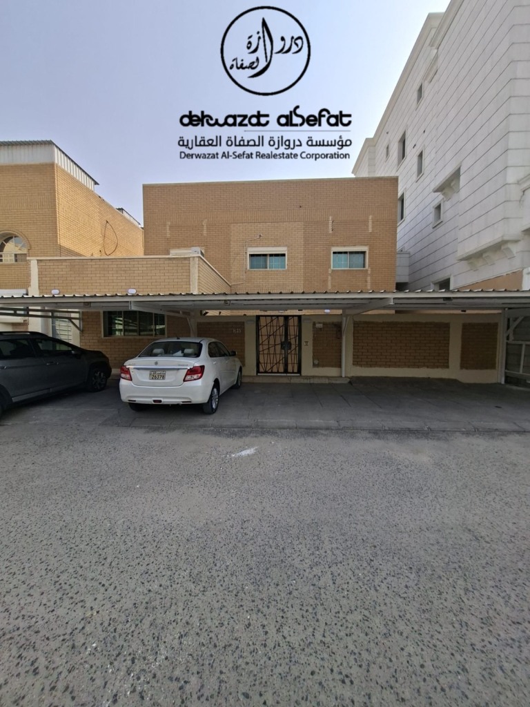 بيت  للإيجار في الرحاب