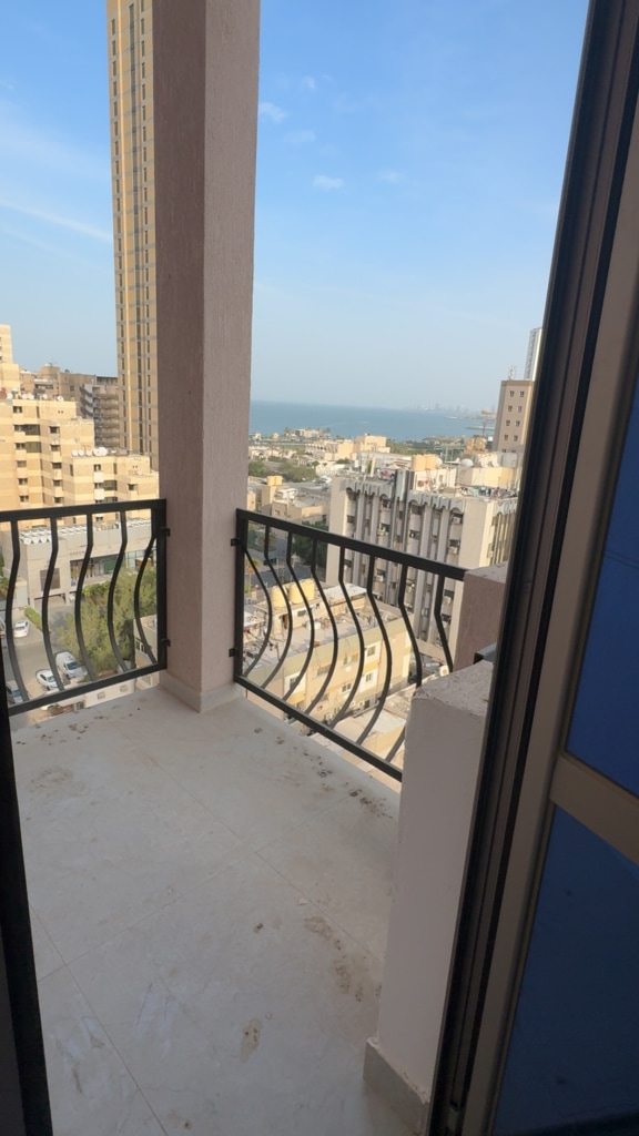 شقة  للإيجار في بنيد القار