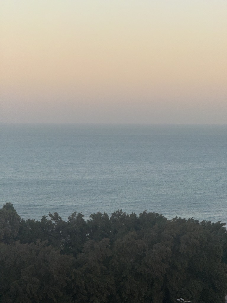 شقة للبيع في الفنطاس